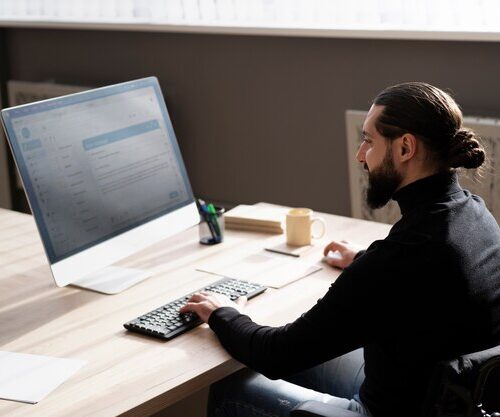 Zdalne zarządzanie komputerem – Efektywność, automatyzacja, bezpieczeństwo